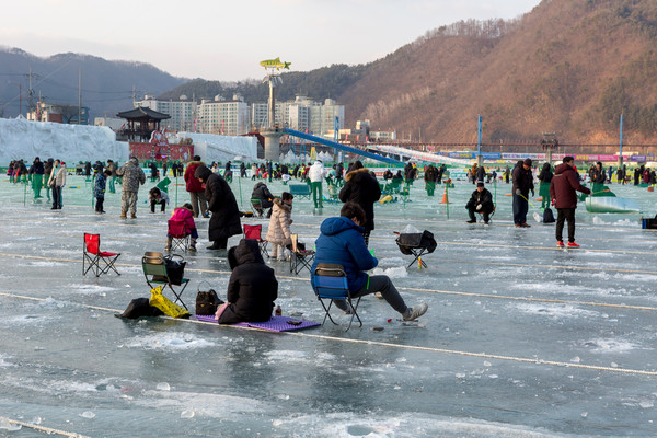 화천 산천어축제. 사진/클립아트코리아