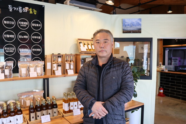 춘천 '깨 볶는 오후' 서종성 대표 (사진=김은혜 기자)